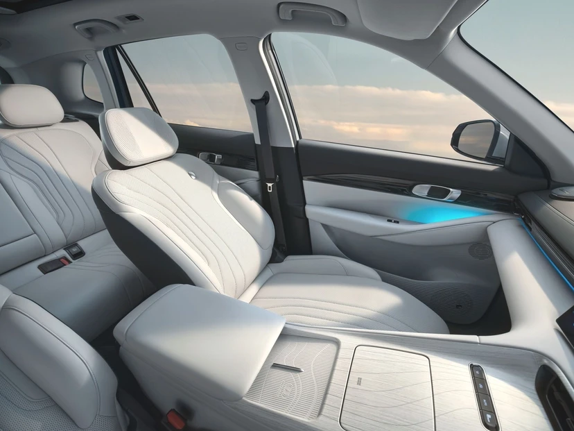 Geely Galaxy EX5 - Photo 11