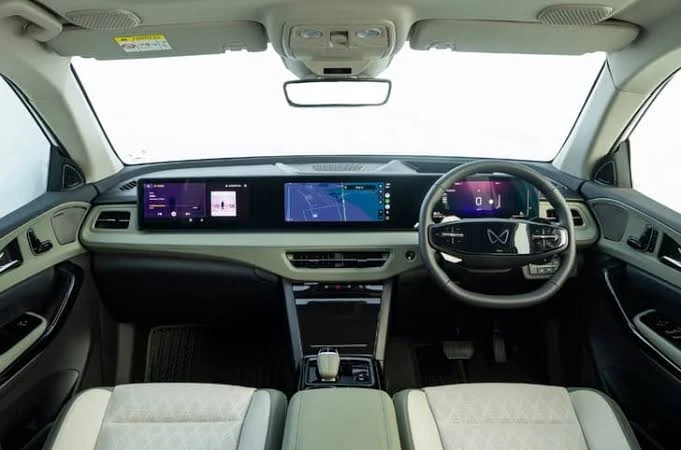 Mahindra XEV 9S 7