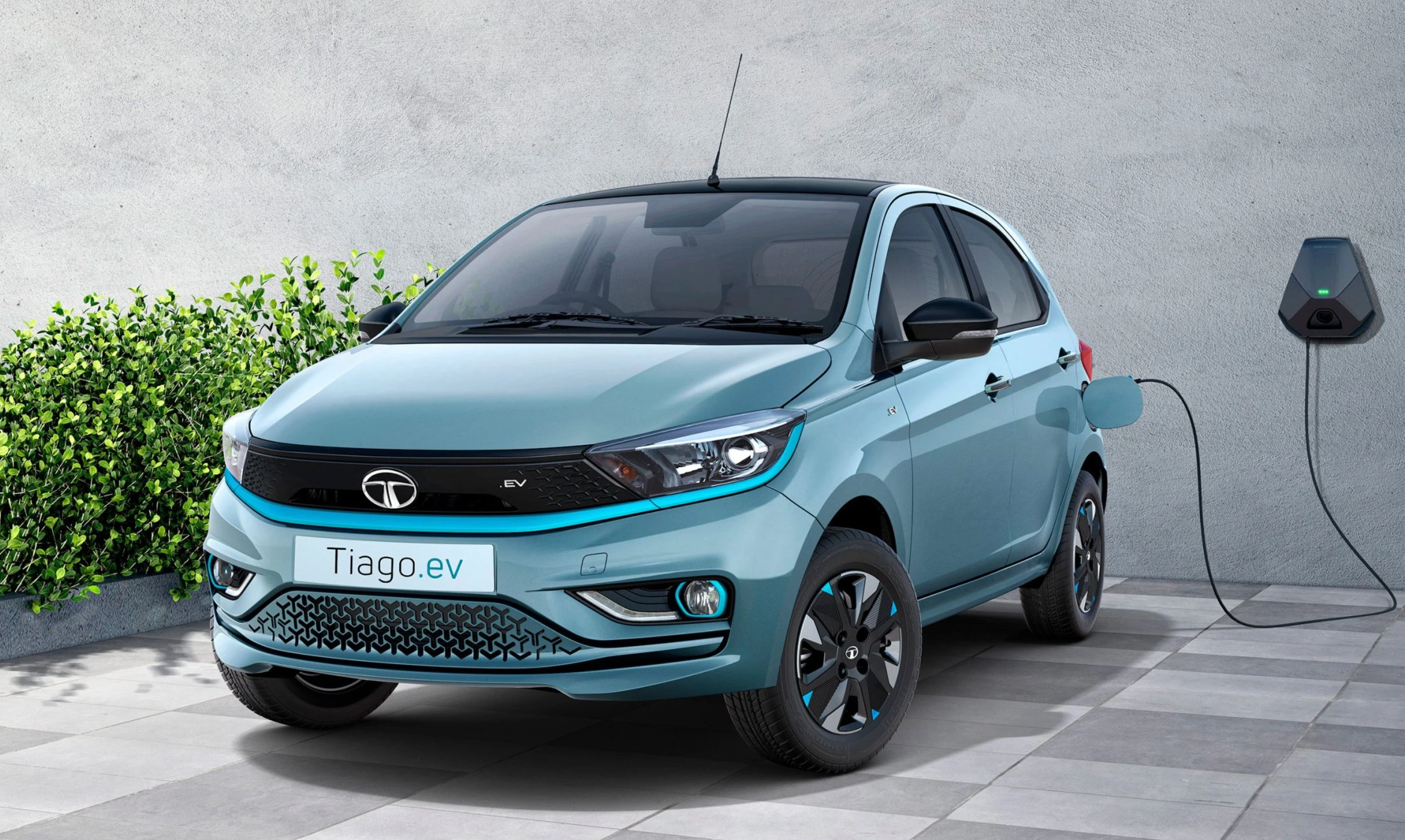 TATA Tiago EV XT