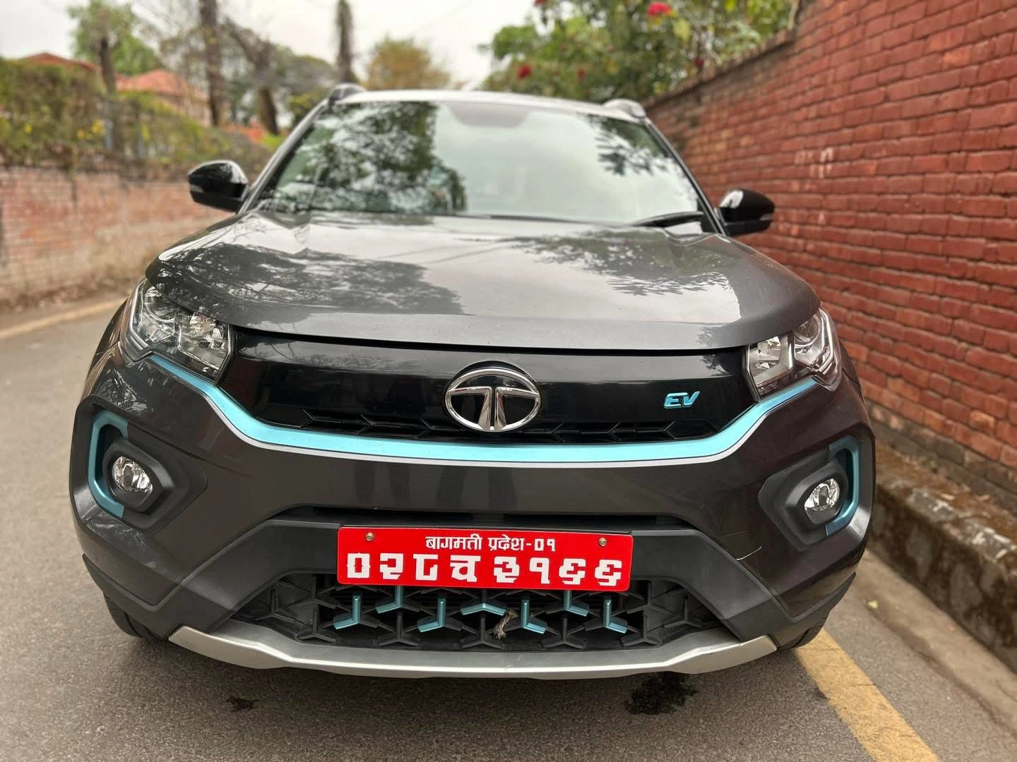 Used 2023 Tata Nexon XZ+ LUX - Photo 3