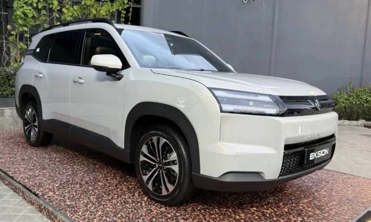 Wuling Eksion 6