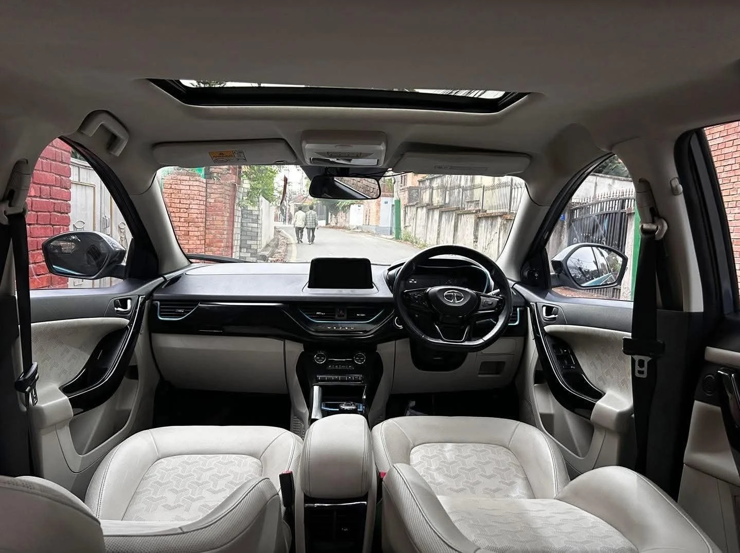 Used 2023 Nexon EV XZ+ LUX - Photo 3