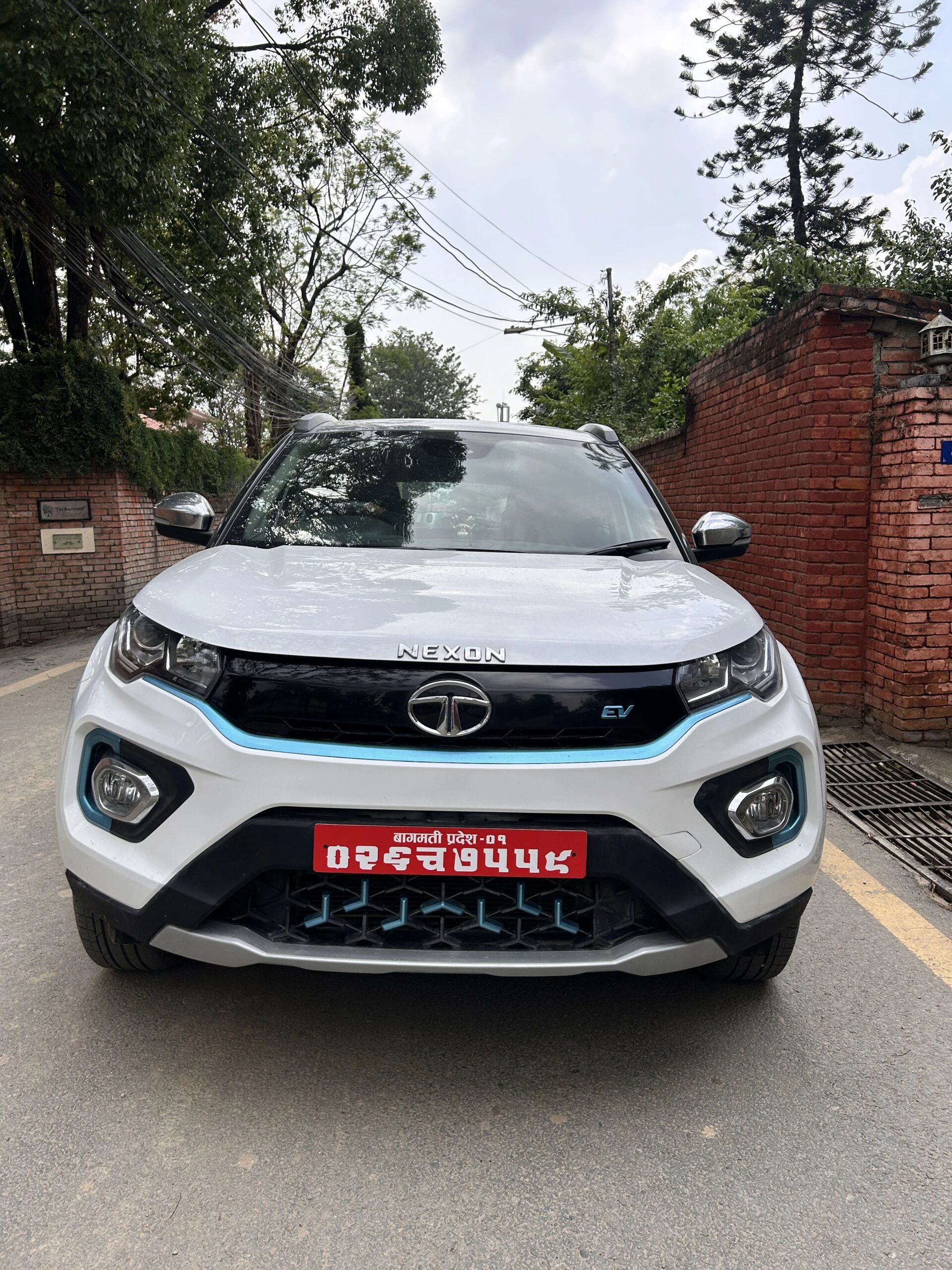 Used 2021 Tata Nexon XZ+ LUX EV - Photo 1